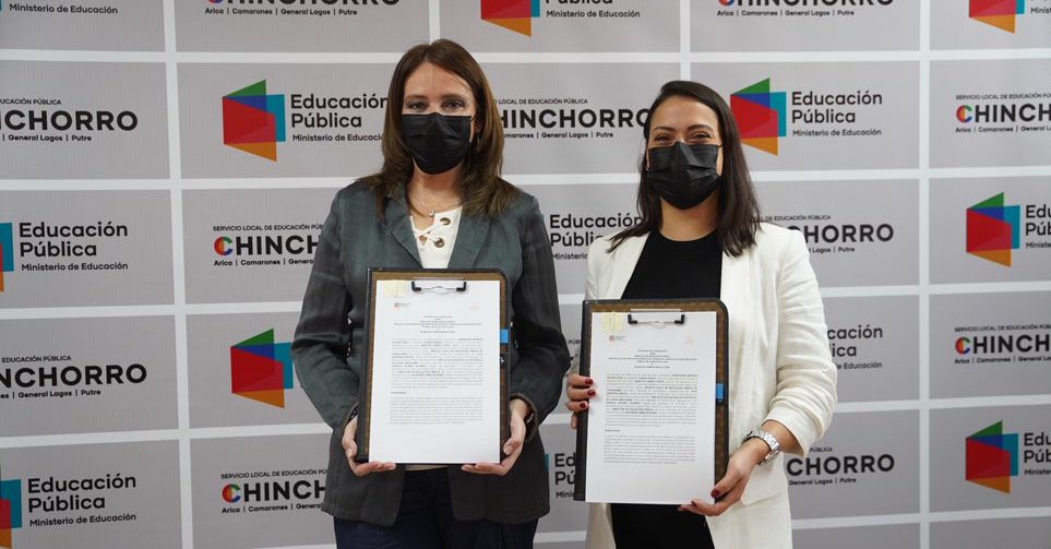 Instituto Natura firma convenio con Dirección de Educación Pública y SLEP  Chinchorro para fortalecer la educación pública en la región de Arica y  Parinacota - Arica365 ¡Noticias, eventos, deportes y cultura regional!